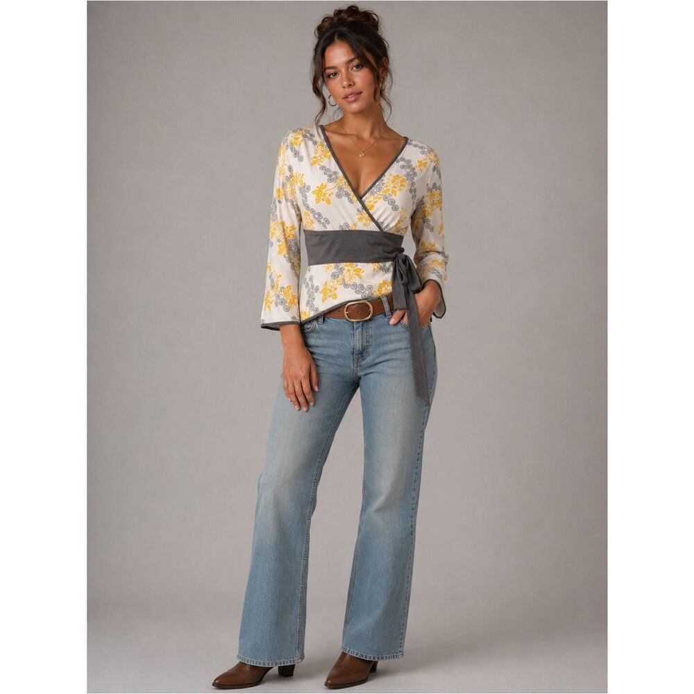 New York & Company Yellow Floral Wrap Blouse Gray Sash Tie Back Belt V Neck L